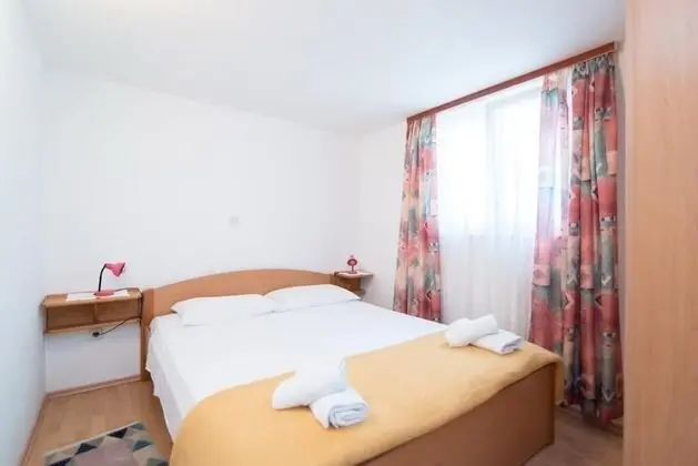 Apart Daire (Orange - 30m from beach - A1(4))