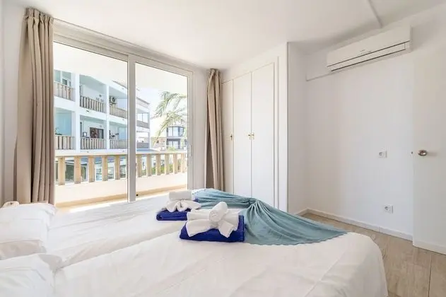 Standard Apart Daire, 1 Yatak Odası, Teras, Havuz Manzaralı