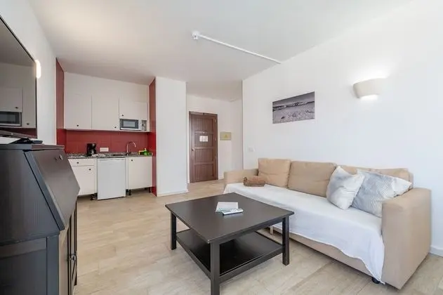 Standard Apart Daire, 1 Yatak Odası, Teras, Havuz Manzaralı