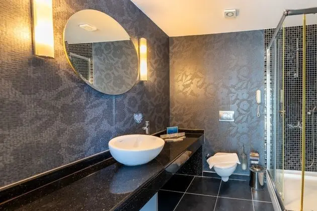 King Suite Sea View with Jacuzzi