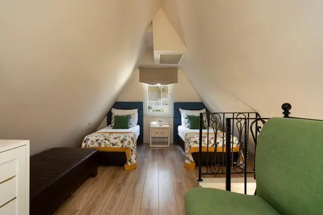 https://images.etstur.com/files/images/hotelImages/TR/92979/l/Orange-County-Resort-Hotel-Kemer-Oda-307098.jpg