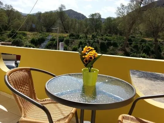 Stüdyo, Dağ Manzaralı