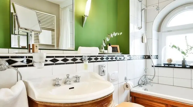 Orange Double Room