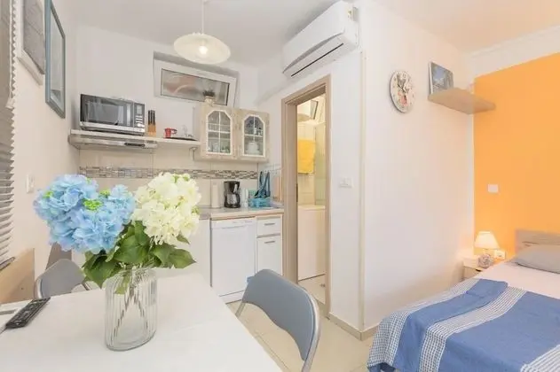 Stüdyo (Orange - garden terrace - SA1(2+1))