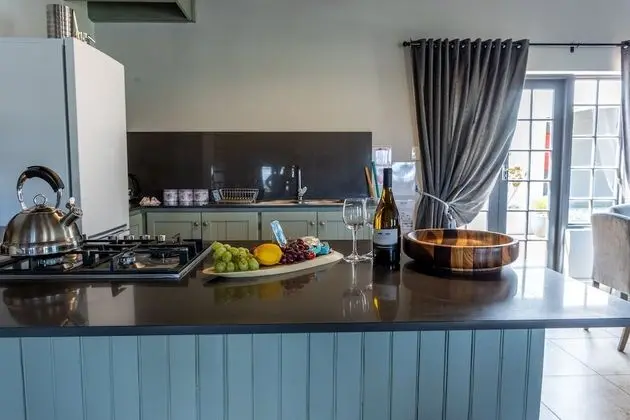 Luxury Kır Evi, 2 Yatak Odası, Dağ Manzaralı, Havuz Kenarı