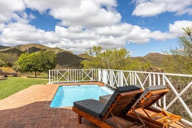 Luxury Kır Evi, 2 Yatak Odası, Dağ Manzaralı, Havuz Kenarı