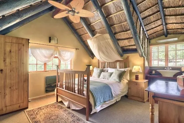 Superior Kır Evi, 3 Yatak Odası, Dağ Manzaralı, Havuz Kenarı