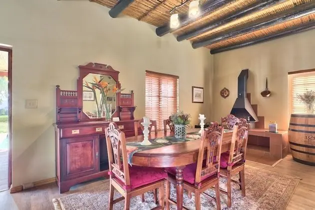 Superior Kır Evi, 3 Yatak Odası, Dağ Manzaralı, Havuz Kenarı