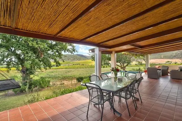 Superior Kır Evi, 3 Yatak Odası, Dağ Manzaralı, Havuz Kenarı