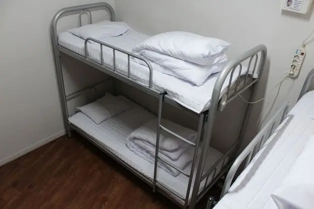Ortak Ranzalı Oda, Sadece kadınlar için (6 Persons)