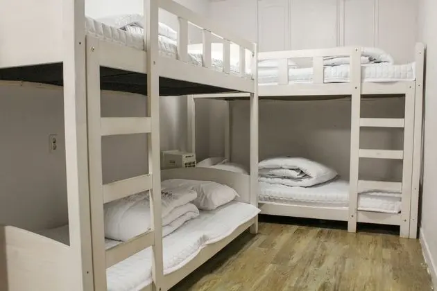 Ortak Ranzalı Oda, Sadece erkekler için (10-person)