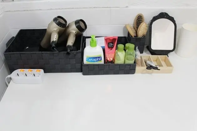 Ortak Ranzalı Oda, Sadece kadınlar için (10-person)