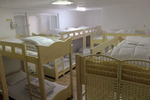 Ortak Ranzalı Oda, Sadece kadınlar için (10-person)