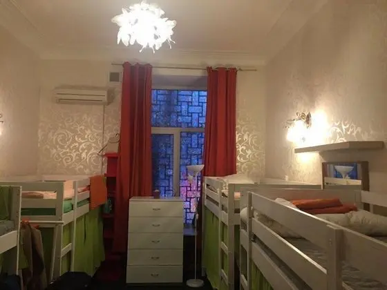 Ortak Ranzalı Oda, Sadece kadınlar için (8 beds)