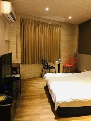 Standard Tek Büyük Yataklı Oda