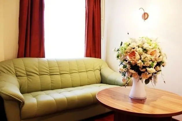 Comfort Tek Büyük veya İki Ayrı Yataklı Oda