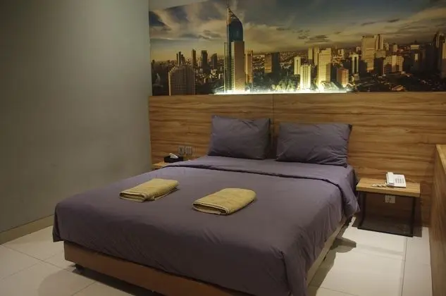 Deluxe Tek Büyük Yataklı Oda