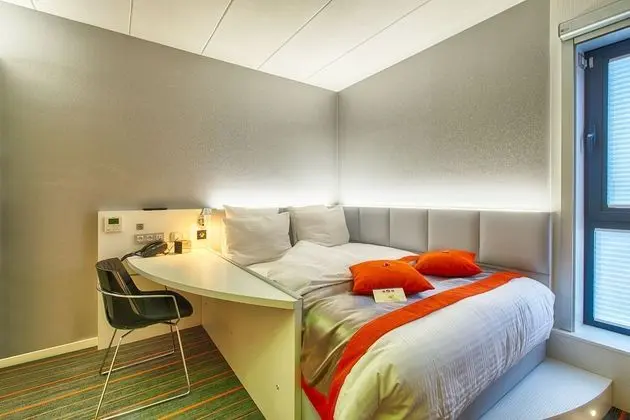 Cocoon Room