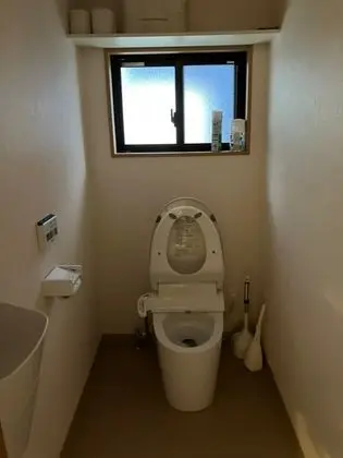 Ev