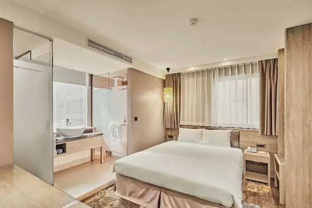 Deluxe Tek Büyük Yataklı Oda