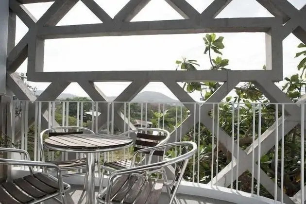 Üç Kişilik Oda, Birden Çok Yatak, Balkon