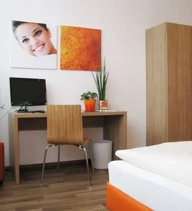 Comfort Tek Büyük Yataklı Oda