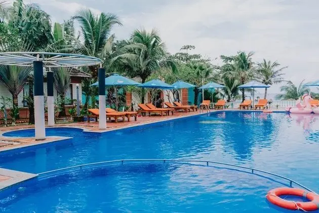 Deluxe Bungalov, Havuz Manzaralı