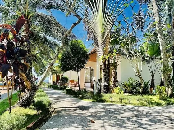 Deluxe Bungalov, Havuz Manzaralı