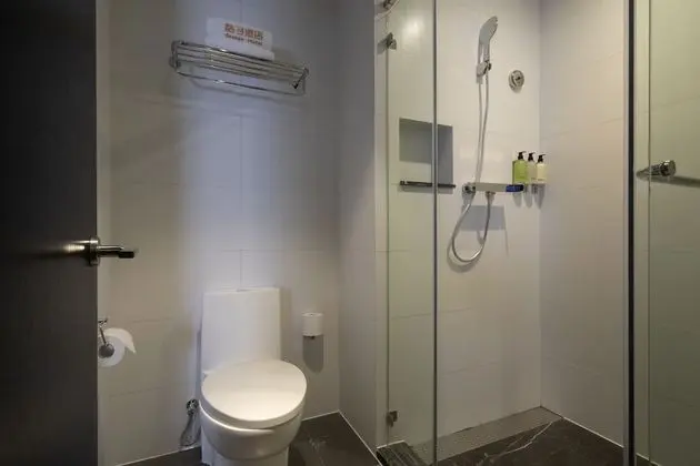 Superior Tek Büyük Yataklı Oda (A)