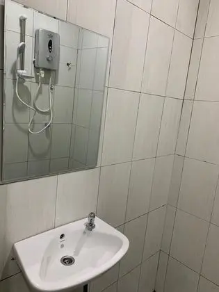 Üç Kişilik Oda