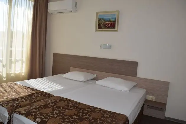 Tek Büyük Yataklı Oda