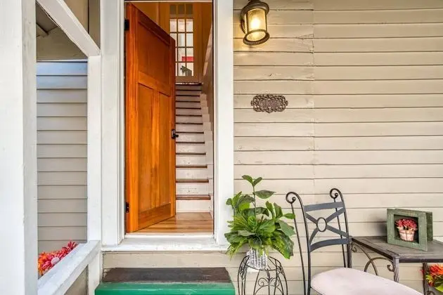 Apart Daire (Orange Street Apartment)