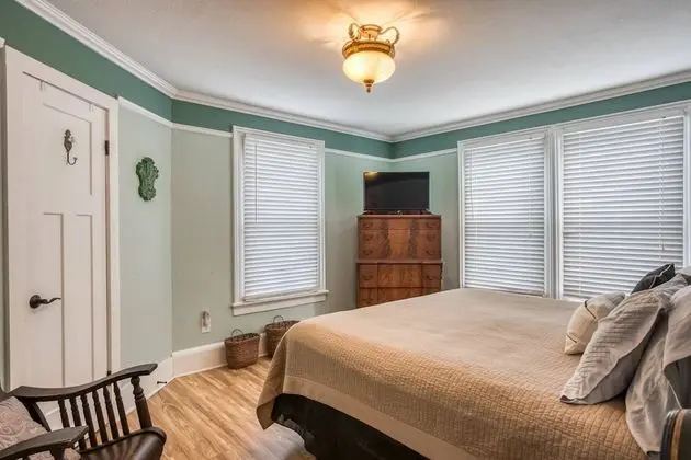 Apart Daire (Orange Street Apartment)