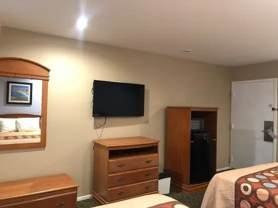 Standard Oda (2 Double Beds)