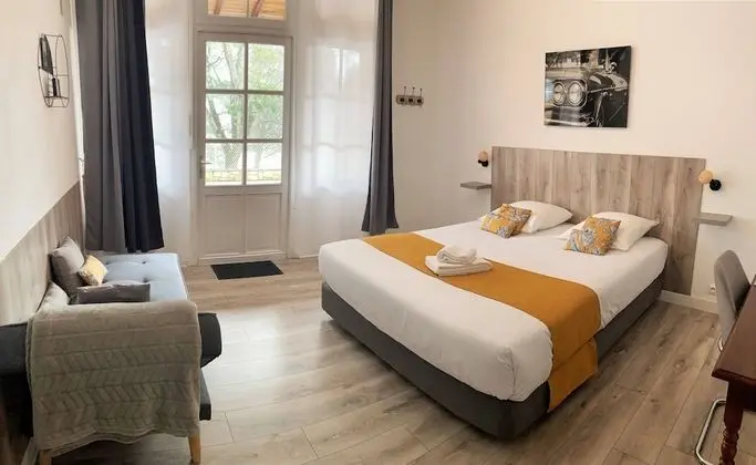 Comfort Tek Büyük Yataklı Oda, Teras, Zemin Kat
