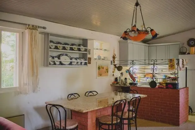 Classic Kır Evi (Hilary’s)