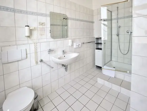 Comfort Tek Büyük Yataklı Oda (disability access)