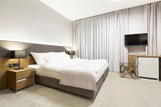 Deluxe Tek Büyük veya İki Ayrı Yataklı Oda, 1 Yatak Odası, Avlu Manzaralı