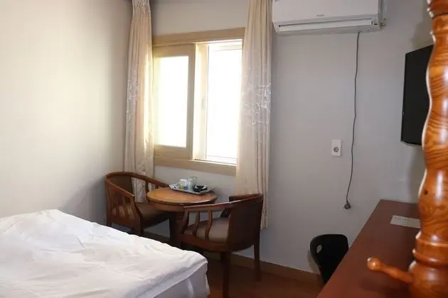 Basic Tek Büyük Yataklı Oda