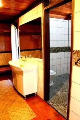 Villa, Havuz Kenarı