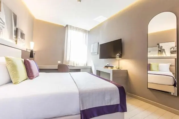 Classic Büyük Yataklı Tek Kişilik Oda