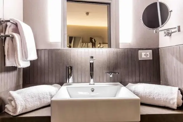 Classic Büyük Yataklı Tek Kişilik Oda