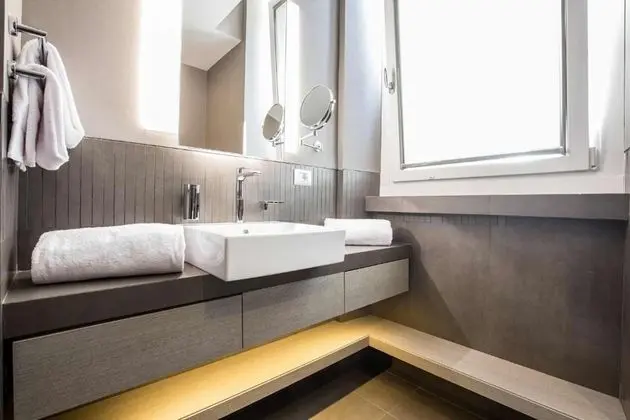 Standard Tek Büyük veya İki Ayrı Yataklı Oda