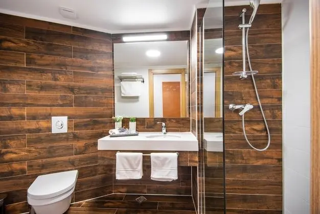Economy Tek Büyük Yataklı Oda
