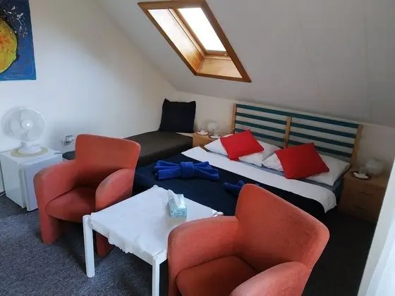 Double Room with Extra Bed, Private Bathroom