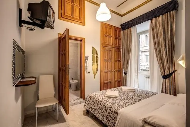 Tek Büyük veya İki Ayrı Yataklı Oda