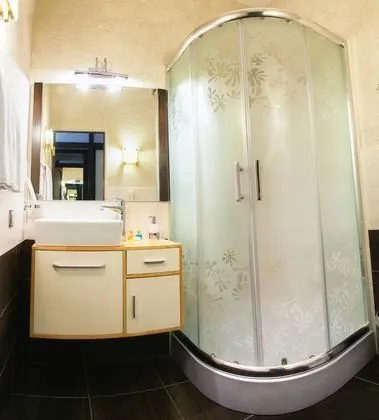 Design Tek Büyük veya İki Ayrı Yataklı Oda