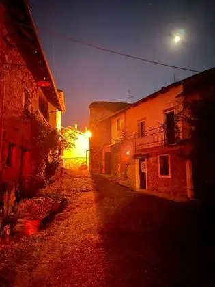 Ev, 2 Çift Kişilik Yatak