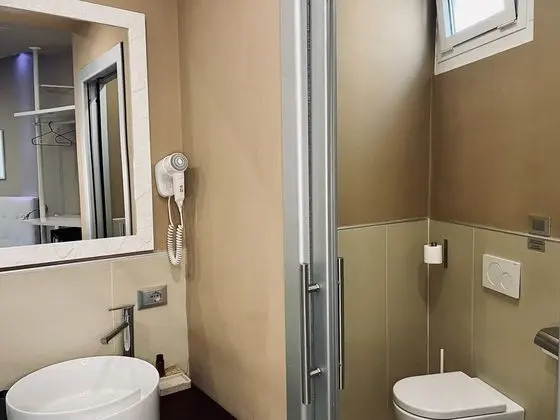 Standard Tek Büyük veya İki Ayrı Yataklı Oda