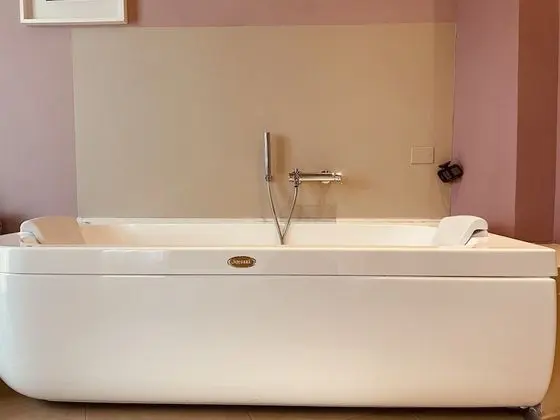 Superior Tek Büyük Yataklı Oda, Sıcak Su Küveti